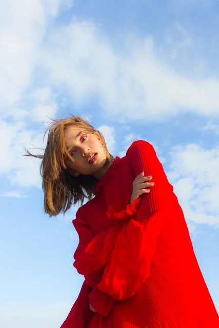 maquillage de soirée robe rouge